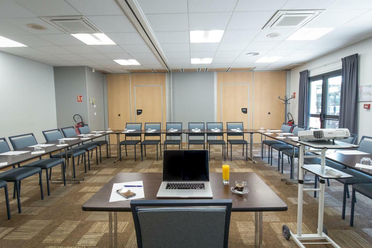 Ibis Brignoles Provence Verte Exterior photo